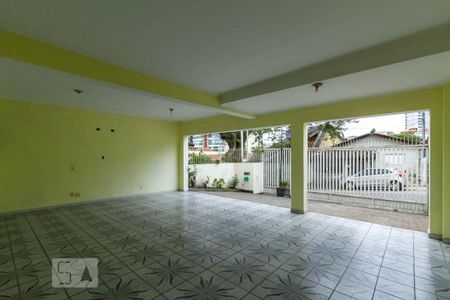 Casa à venda com 240m², 3 quartos e 5 vagasGaragem
