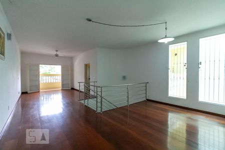 Sala de estar de casa à venda com 3 quartos, 240m² em Vila Dayse, São Bernardo do Campo