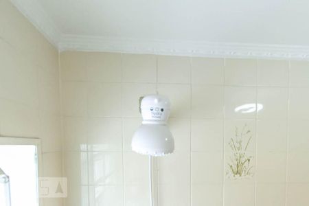 Casa à venda com 240m², 3 quartos e 5 vagasChuveiro