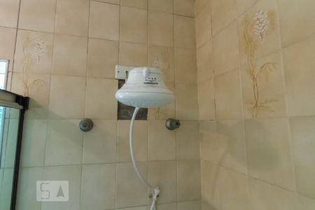 Casa à venda com 240m², 3 quartos e 5 vagasChuveiro