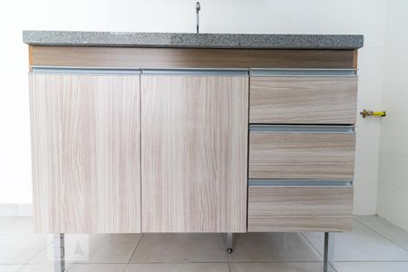 Apartamento para alugar com 43m², 2 quartos e sem vaga Apartamento para alugar com 43m², 2 quartos e sem vagaCozinha - Armários