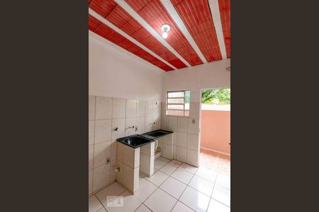 Studio para alugar com 26m², 1 quarto e sem vaga Studio para alugar com 26m², 1 quarto e sem vagaCozinha e Área de Serviço