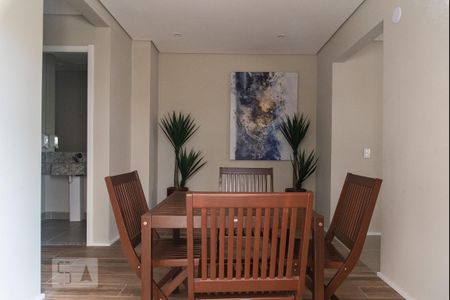 Apartamento à venda com 39m², 2 quartos e sem vagaÁrea comum