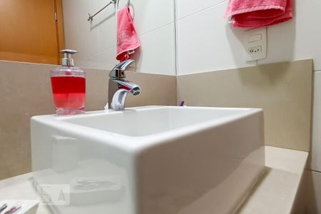 Studio para alugar com 58m², 2 quartos e 1 vaga Studio para alugar com 58m², 2 quartos e 1 vagaDetalhe banheiro social - Pia