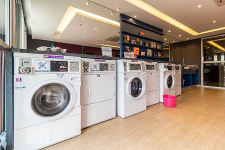 Studio para alugar com 58m², 2 quartos e 1 vaga Studio para alugar com 58m², 2 quartos e 1 vagaLavanderia