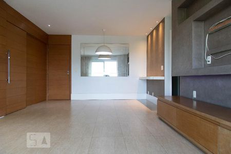 Sala de apartamento para alugar com 3 quartos, 113m² em Barra da Tijuca, Rio de Janeiro