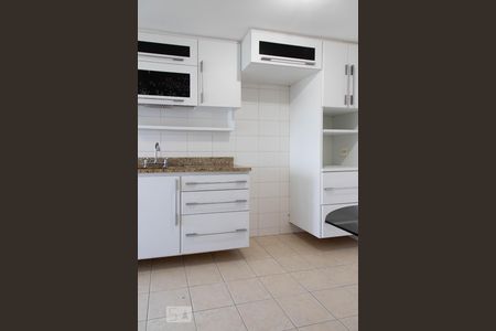 Apartamento para alugar com 113m², 3 quartos e 2 vagasCozinha