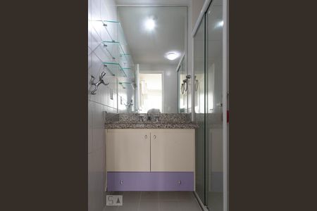 Apartamento para alugar com 113m², 3 quartos e 2 vagasBanheiro da suíte 1