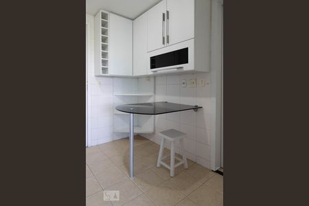 Apartamento para alugar com 113m², 3 quartos e 2 vagasCozinha