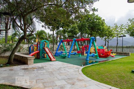 Apartamento para alugar com 113m², 3 quartos e 2 vagasÁrea comum - playground