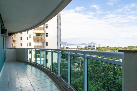Varanda  de apartamento para alugar com 3 quartos, 113m² em Barra da Tijuca, Rio de Janeiro