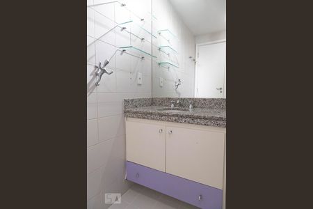 Apartamento para alugar com 113m², 3 quartos e 2 vagasBanheiro da suíte 1