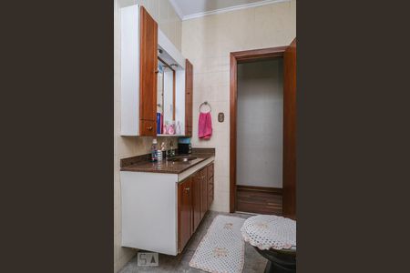 Casa à venda com 300m², 4 quartos e 4 vagasBanheiro Social