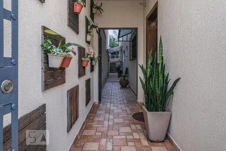 Casa à venda com 300m², 4 quartos e 4 vagasEntrada