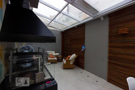 Casa de condomínio para alugar com 120m², 3 quartos e 2 vagas Casa de condomínio para alugar com 120m², 3 quartos e 2 vagasVaranda - Gourmet