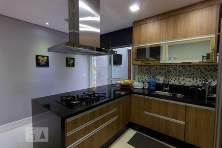 Casa de condomínio para alugar com 120m², 3 quartos e 2 vagas Casa de condomínio para alugar com 120m², 3 quartos e 2 vagasCozinha