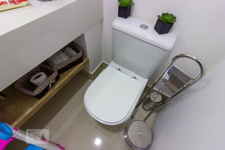 Lavabo de casa de condomínio para alugar com 3 quartos, 120m² em Chácara Pavoeiro, Cotia