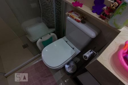 Casa de condomínio para alugar com 120m², 3 quartos e 2 vagas Casa de condomínio para alugar com 120m², 3 quartos e 2 vagasBanheiro 2