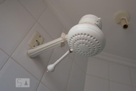 Banheiro social - chuveiro de apartamento para alugar com 2 quartos, 70m² em Jardim Botânico, Ribeirão Preto