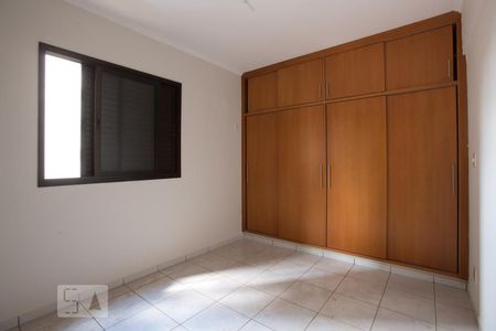 Apartamento para alugar com 70m², 2 quartos e 1 vagaSuíte