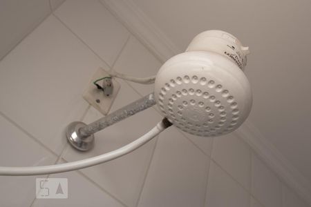Apartamento para alugar com 70m², 2 quartos e 1 vagaBanheiro da suíte - chuveiro