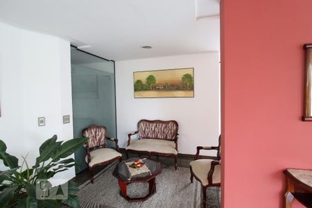 Apartamento à venda com 144m², 3 quartos e 2 vagasHall social