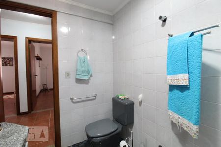 Apartamento à venda com 144m², 3 quartos e 2 vagasBanheiro social