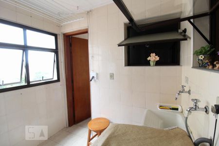 Apartamento à venda com 144m², 3 quartos e 2 vagasÁrea de serviço