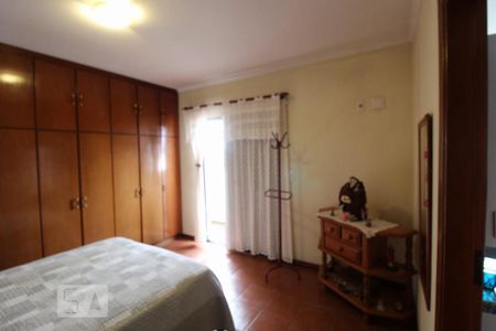 Apartamento à venda com 144m², 3 quartos e 2 vagasSuíte 1