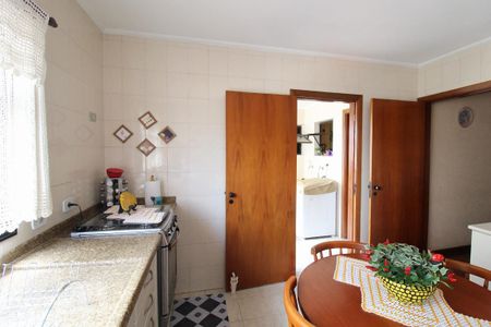 Apartamento à venda com 144m², 3 quartos e 2 vagasCozinha