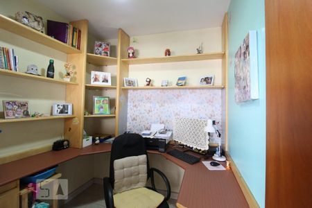 Apartamento à venda com 144m², 3 quartos e 2 vagasQuarto serviço