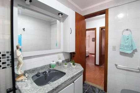 Apartamento à venda com 144m², 3 quartos e 2 vagasBanheiro social