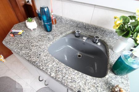 Apartamento à venda com 144m², 3 quartos e 2 vagasBanheiro suíte 1