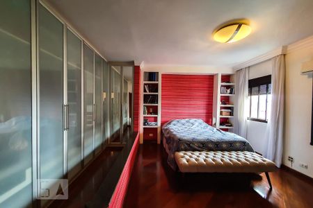 Apartamento para alugar com 530m², 4 quartos e 1 vaga Apartamento para alugar com 530m², 4 quartos e 1 vagaSuíte 3