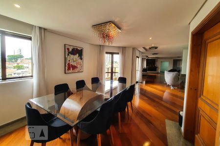 Apartamento para alugar com 530m², 4 quartos e 1 vaga Apartamento para alugar com 530m², 4 quartos e 1 vagaSala de Jantar