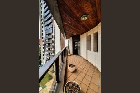 Apartamento para alugar com 530m², 4 quartos e 1 vaga Apartamento para alugar com 530m², 4 quartos e 1 vagaVaranda Suíte Principal