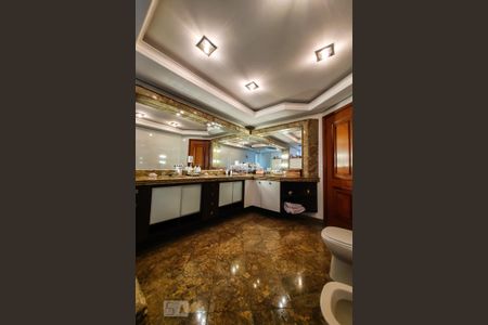 Apartamento para alugar com 530m², 4 quartos e 1 vaga Apartamento para alugar com 530m², 4 quartos e 1 vagaBanheiro Suíte Principal