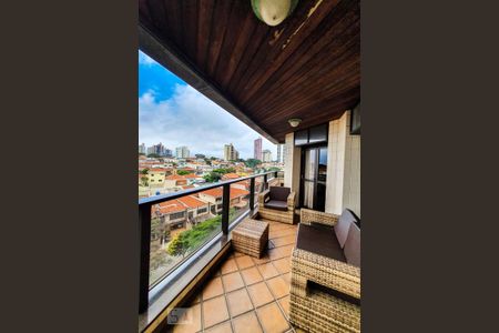 Apartamento para alugar com 530m², 4 quartos e 1 vaga Apartamento para alugar com 530m², 4 quartos e 1 vagaVaranda