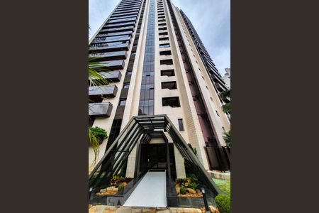 Apartamento para alugar com 530m², 4 quartos e 1 vaga Apartamento para alugar com 530m², 4 quartos e 1 vagaFachada do bloco