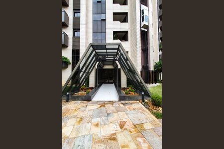 Apartamento para alugar com 530m², 4 quartos e 1 vaga Apartamento para alugar com 530m², 4 quartos e 1 vagaEntrada do Bloco
