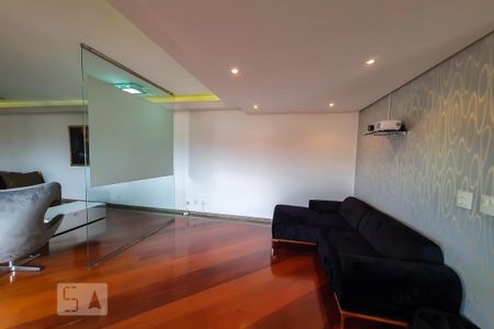 Apartamento para alugar com 530m², 4 quartos e 1 vaga Apartamento para alugar com 530m², 4 quartos e 1 vagaSala de cinema