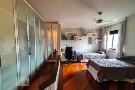 Apartamento para alugar com 530m², 4 quartos e 1 vaga Apartamento para alugar com 530m², 4 quartos e 1 vagaSuíte 2