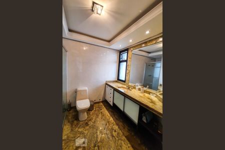 Apartamento para alugar com 530m², 4 quartos e 1 vaga Apartamento para alugar com 530m², 4 quartos e 1 vagaBanheiro Suíte 1