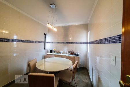 Apartamento para alugar com 530m², 4 quartos e 1 vaga Apartamento para alugar com 530m², 4 quartos e 1 vagaSaleta
