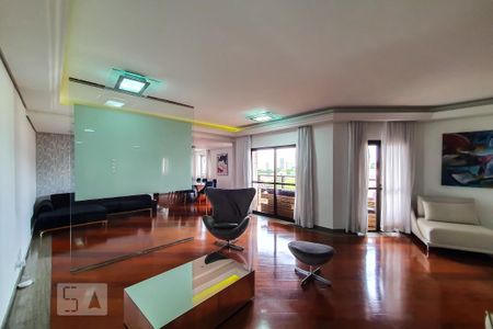 Apartamento para alugar com 530m², 4 quartos e 1 vaga Apartamento para alugar com 530m², 4 quartos e 1 vagaSala de Estar