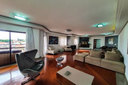 Apartamento para alugar com 530m², 4 quartos e 1 vaga Apartamento para alugar com 530m², 4 quartos e 1 vagaSala de Estar