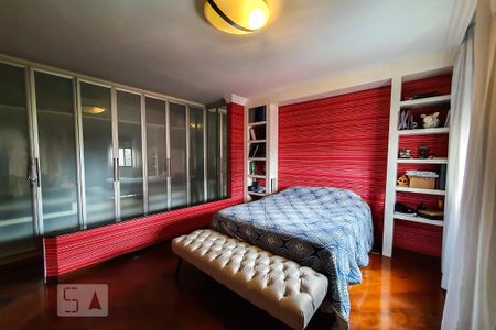 Apartamento para alugar com 530m², 4 quartos e 1 vaga Apartamento para alugar com 530m², 4 quartos e 1 vagaSuíte 3