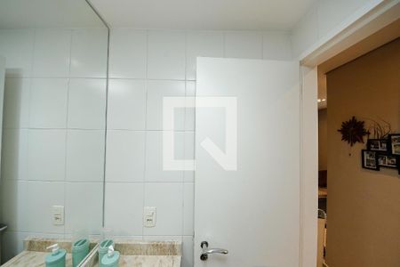 Apartamento à venda com 72m², 2 quartos e 1 vaga Apartamento à venda com 72m², 2 quartos e 1 vagaBanheiro Social