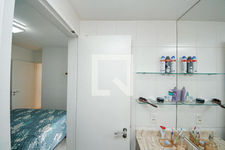 Apartamento à venda com 72m², 2 quartos e 1 vaga Apartamento à venda com 72m², 2 quartos e 1 vagaBanheiro da Suíte