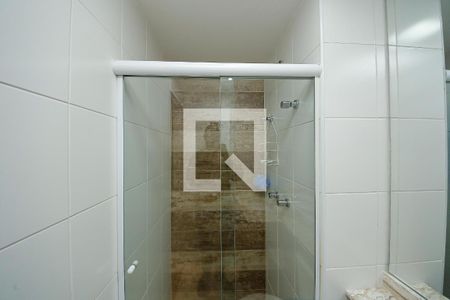 Apartamento à venda com 72m², 2 quartos e 1 vaga Apartamento à venda com 72m², 2 quartos e 1 vagaBanheiro Social